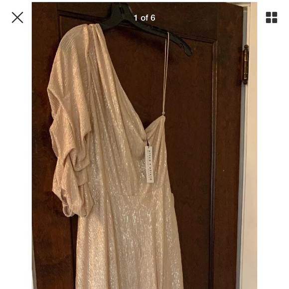Alice + Olivia gold dress 👗 - Picture 3 of 5